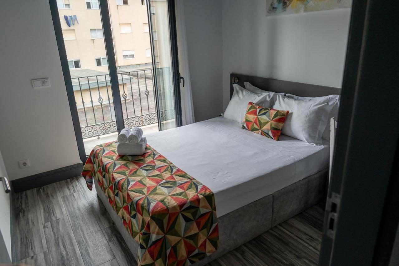 Residencial Kuarenta&um Barcelos